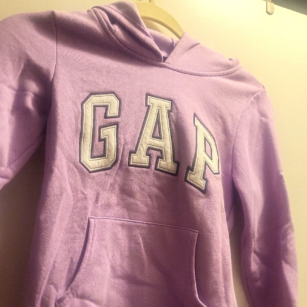GAP hoodie